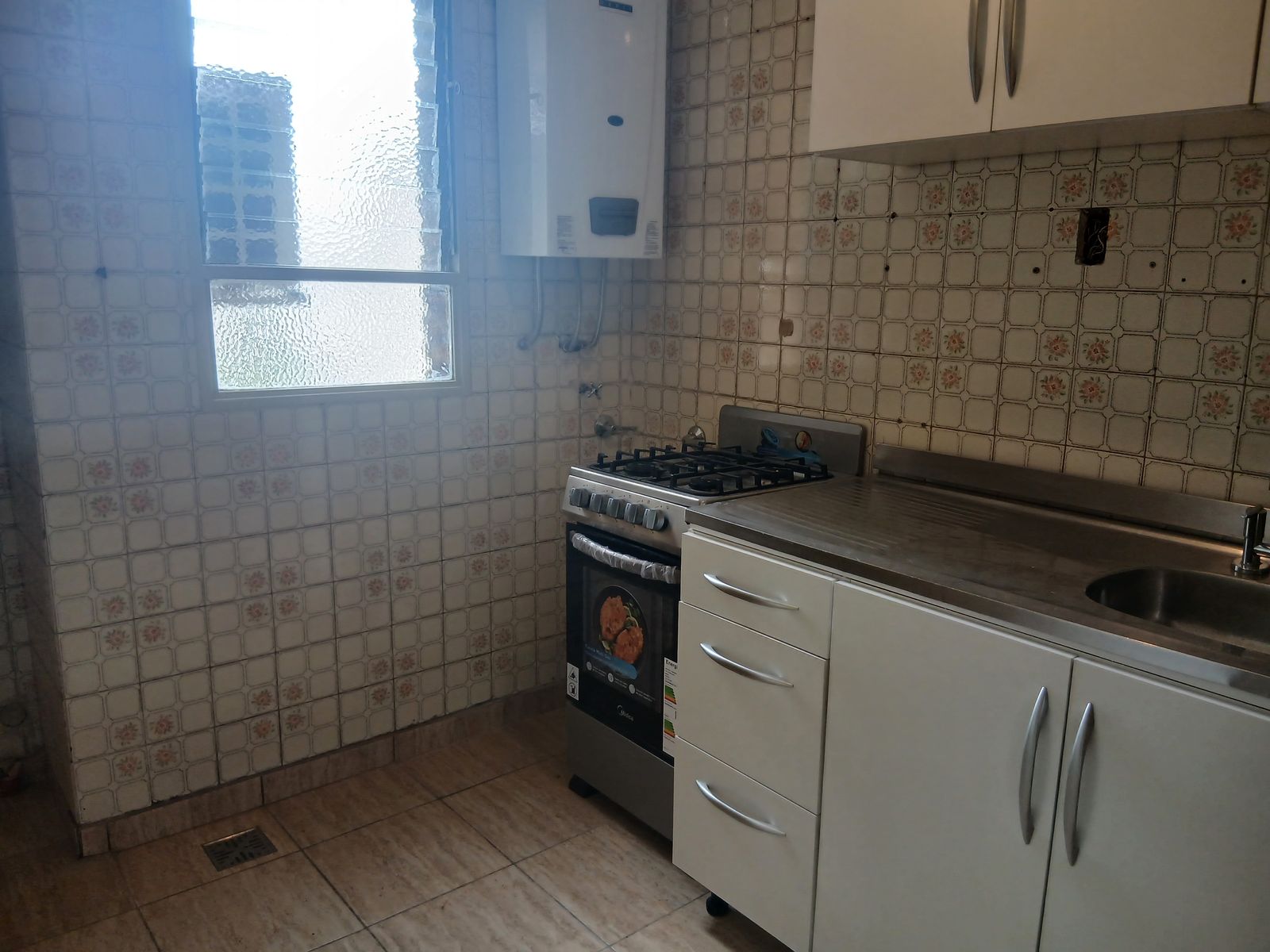 DEPARTAMENTO DE 3 AMBIENTES EN FLORESTA - 8