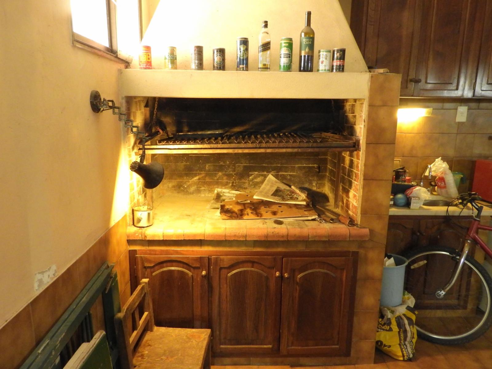 En Venta - Gran Chalet Apto Para Emprendimiento en Pleno Constitución — foto 3