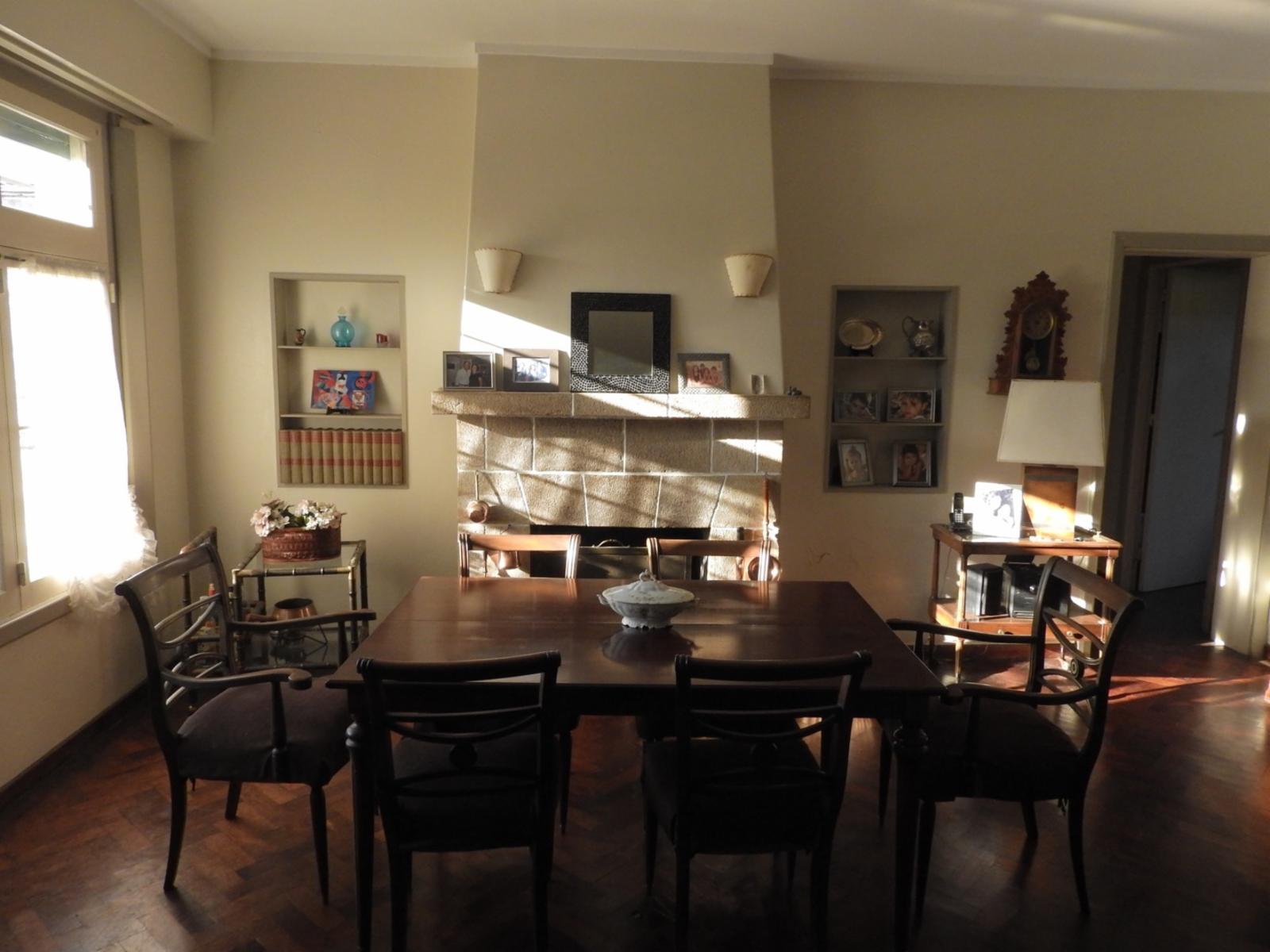 En Venta - Gran Chalet Apto Para Emprendimiento en Pleno Constitución — foto 5