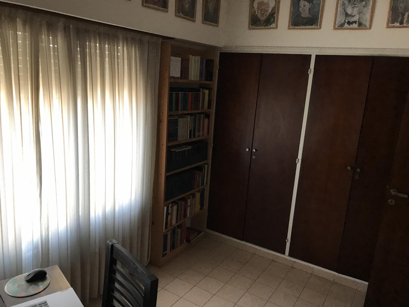 En Venta, PH Al Frente de 3 Amb con Balcon en San José — foto 3