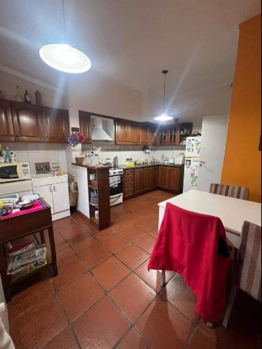 Casa 5 ambientes con quincho en venta en San Jose — foto 6