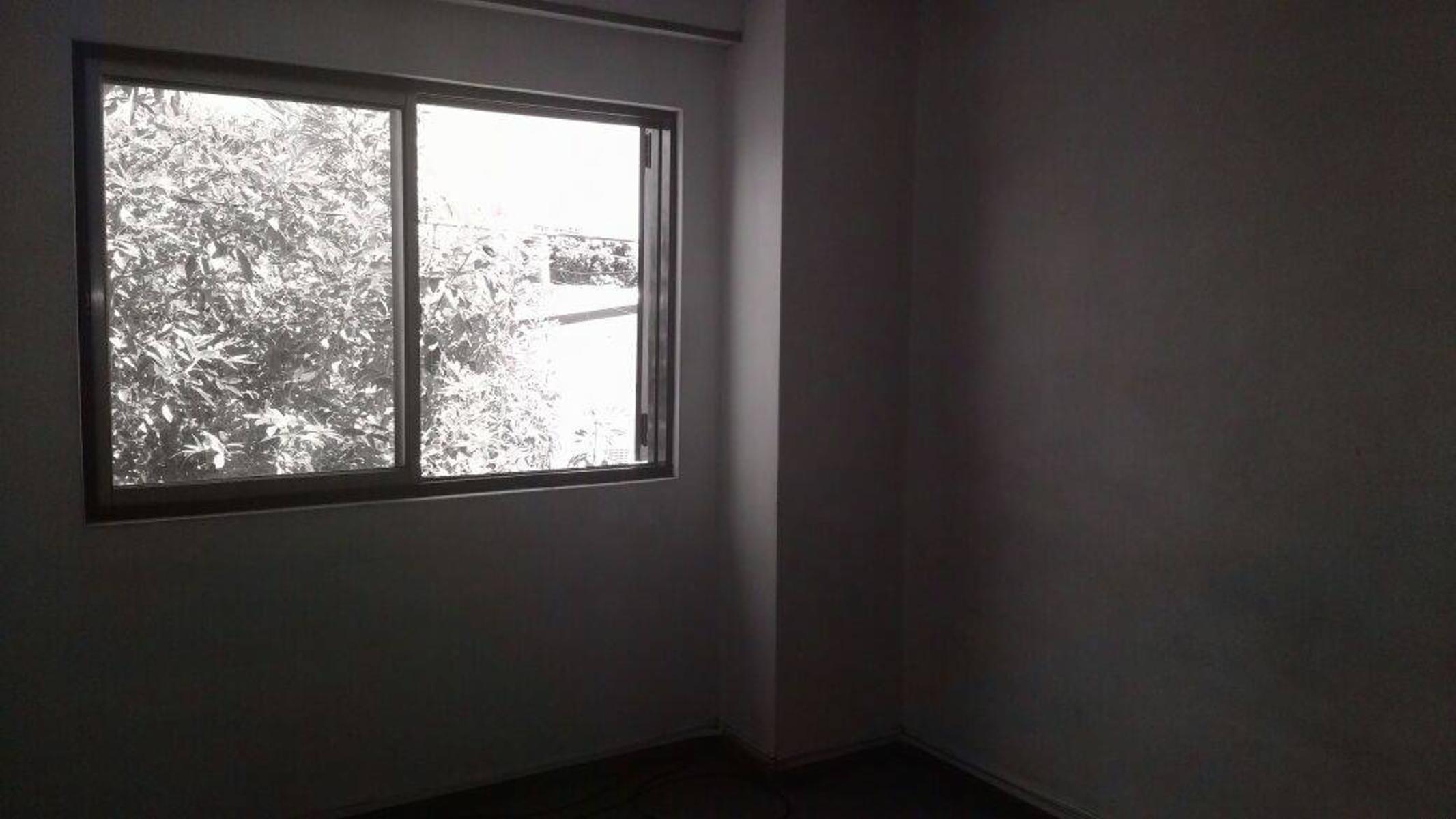 Se vende URGENTE departamento en MORON/APTO CREDITO — foto 2