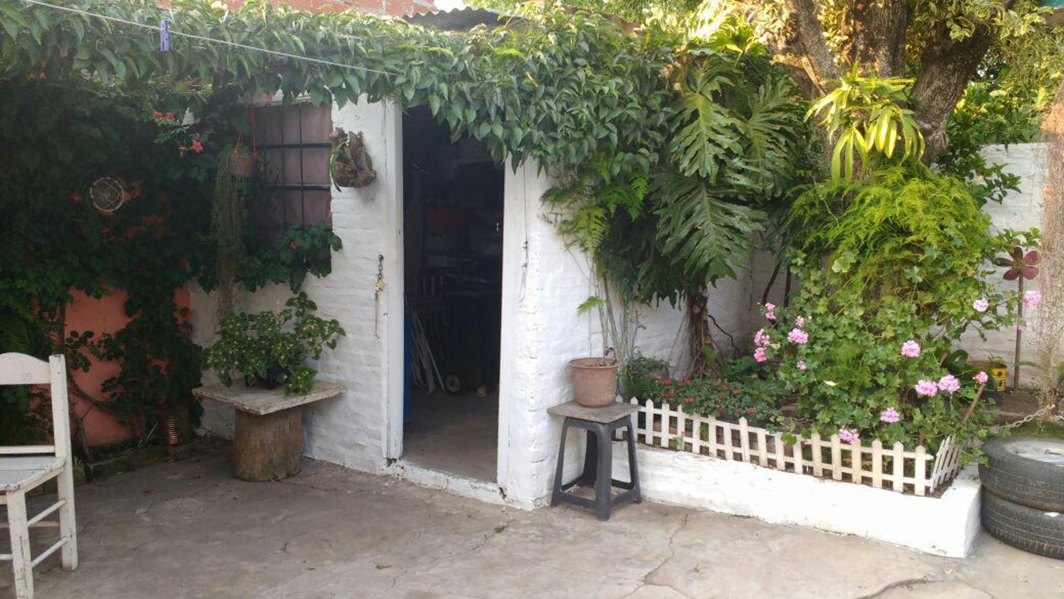 SE VENDE EXCELENTE CASA EN MERLO — foto 7