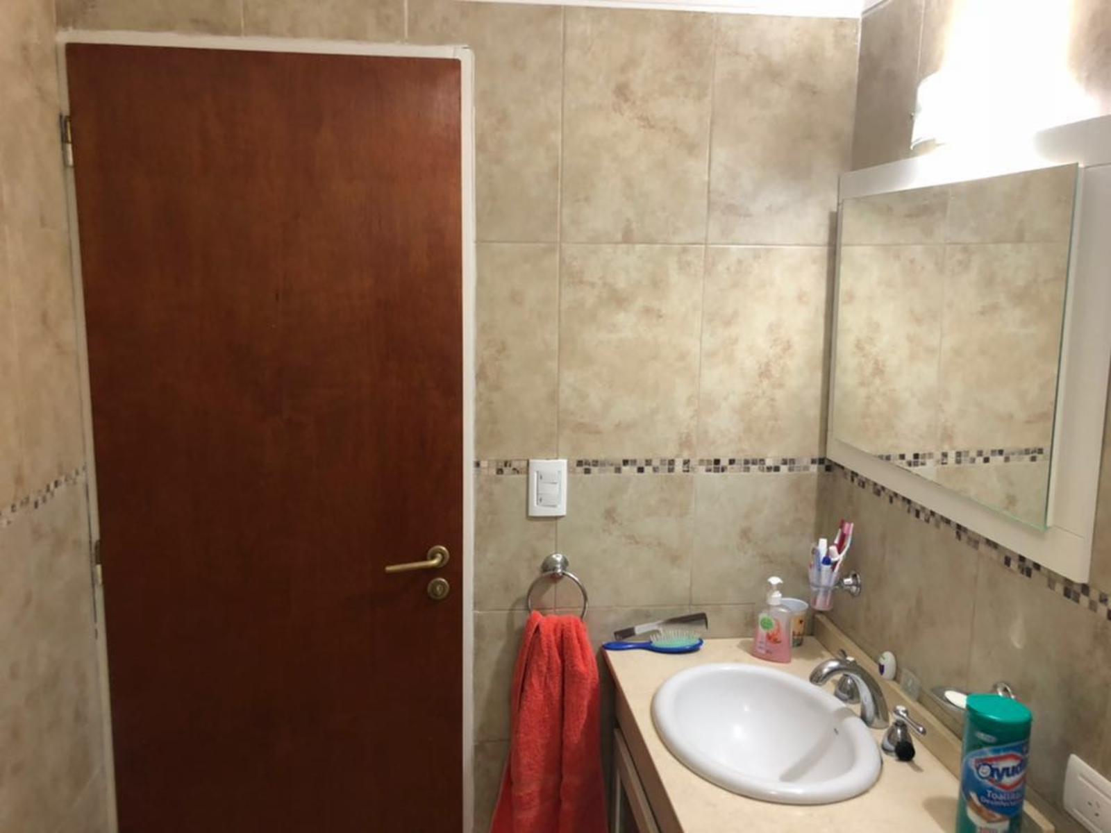 SE VENDE URGENTE DEPARTAMENTO CON EXCELENTE UBICACIÓN — foto 4