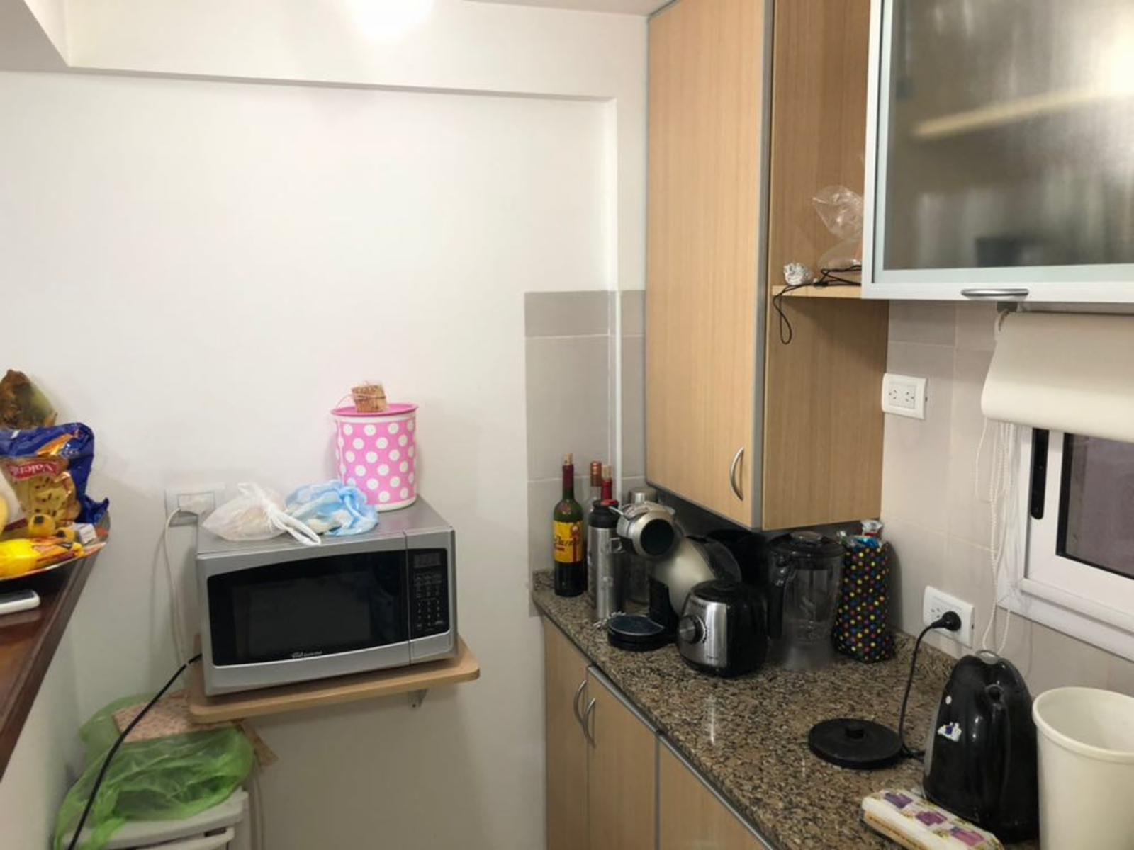 SE VENDE URGENTE DEPARTAMENTO CON EXCELENTE UBICACIÓN — foto 7