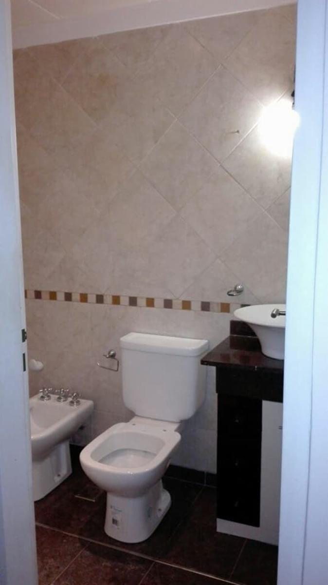 SE VENDE DEPARTAMENTO EN HAEDO — foto 2