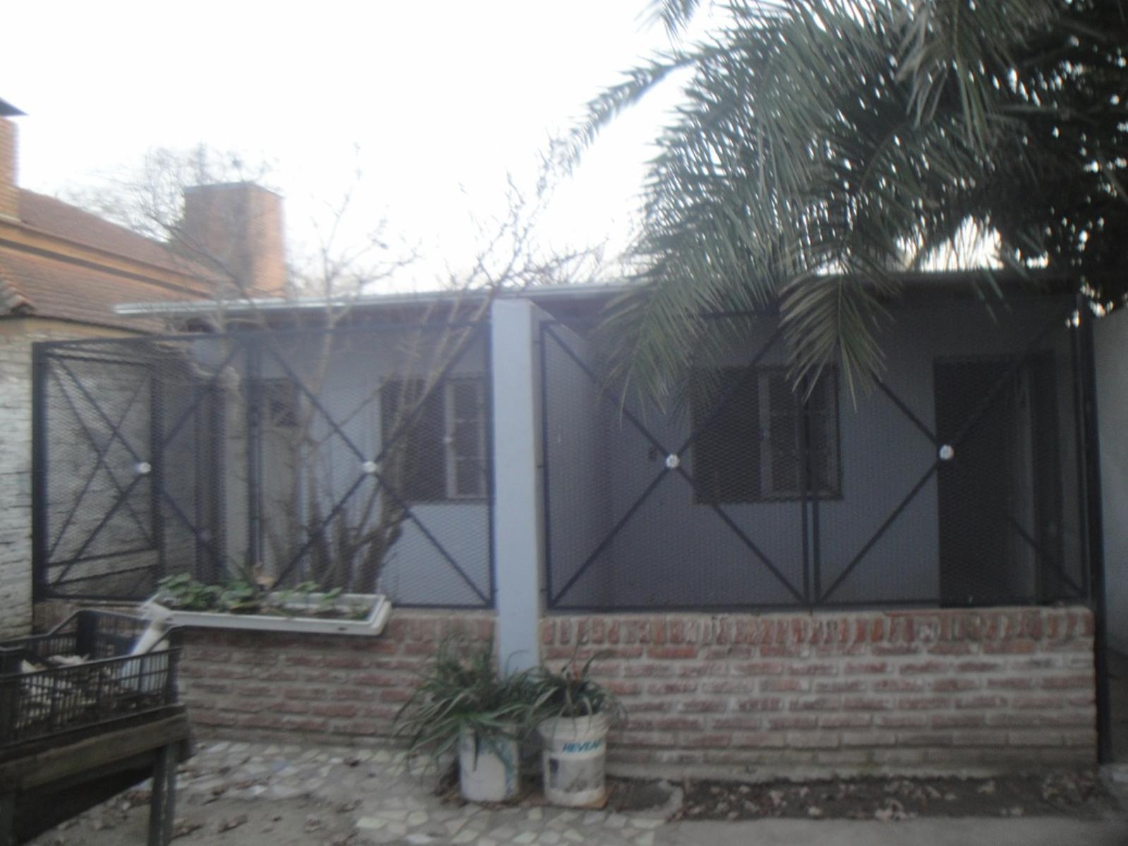 Venta de Casa 2 AMBIENTES Y 3 DEPARTAMENTOS 2 AMBIENTES en Paso del Rey, Moreno — foto 3