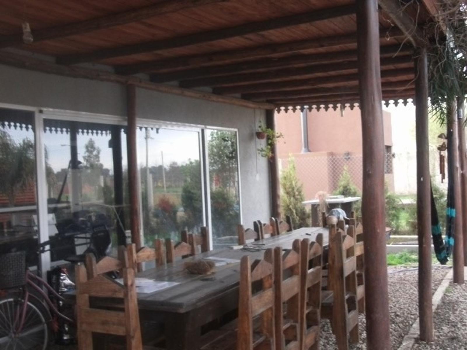 Casa 3 Amb Los ombues Florencio Varela — foto 5