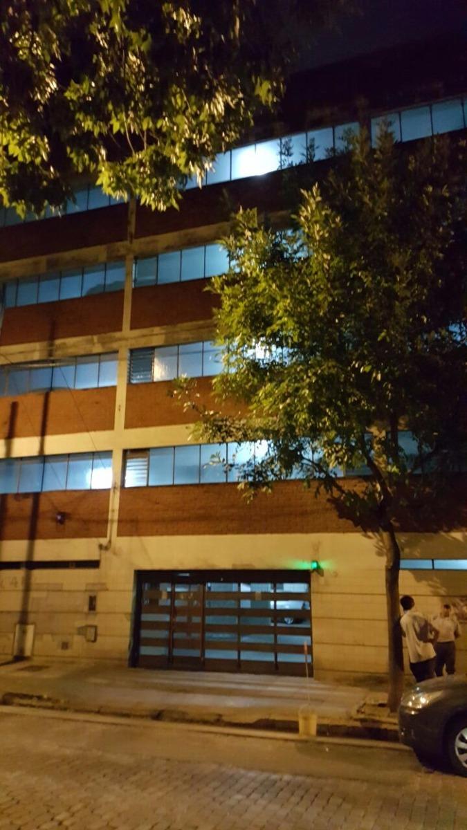 Cochera fija y cubierta Flores — foto 2