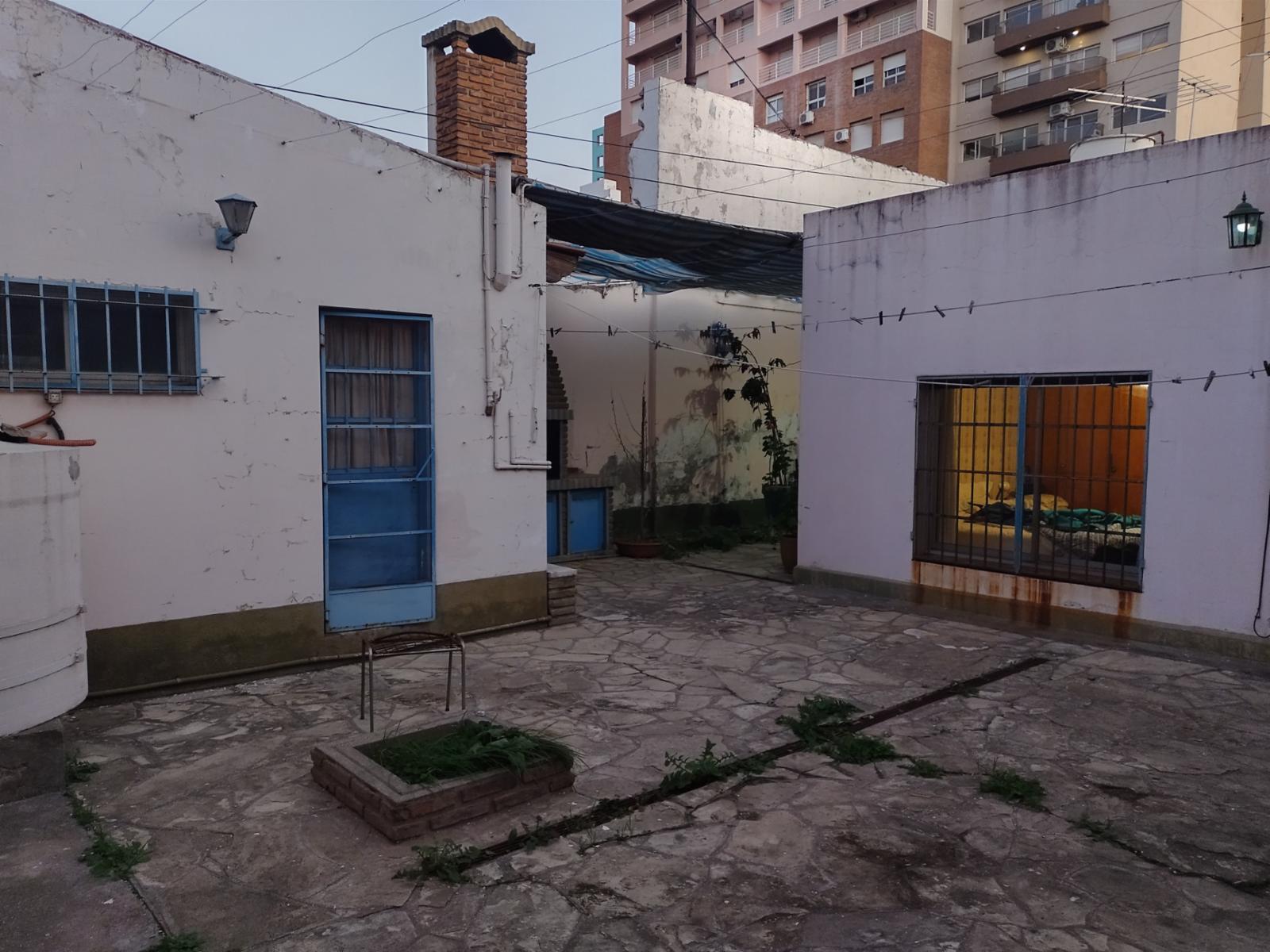 Vendo Barrio universitario casa — foto 4