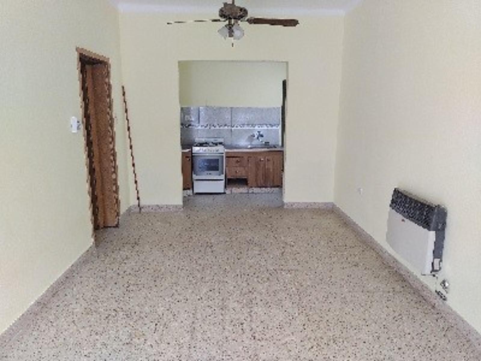 Casa mas dto en venta cerca del Hospital en Bahia Blanca — foto 2