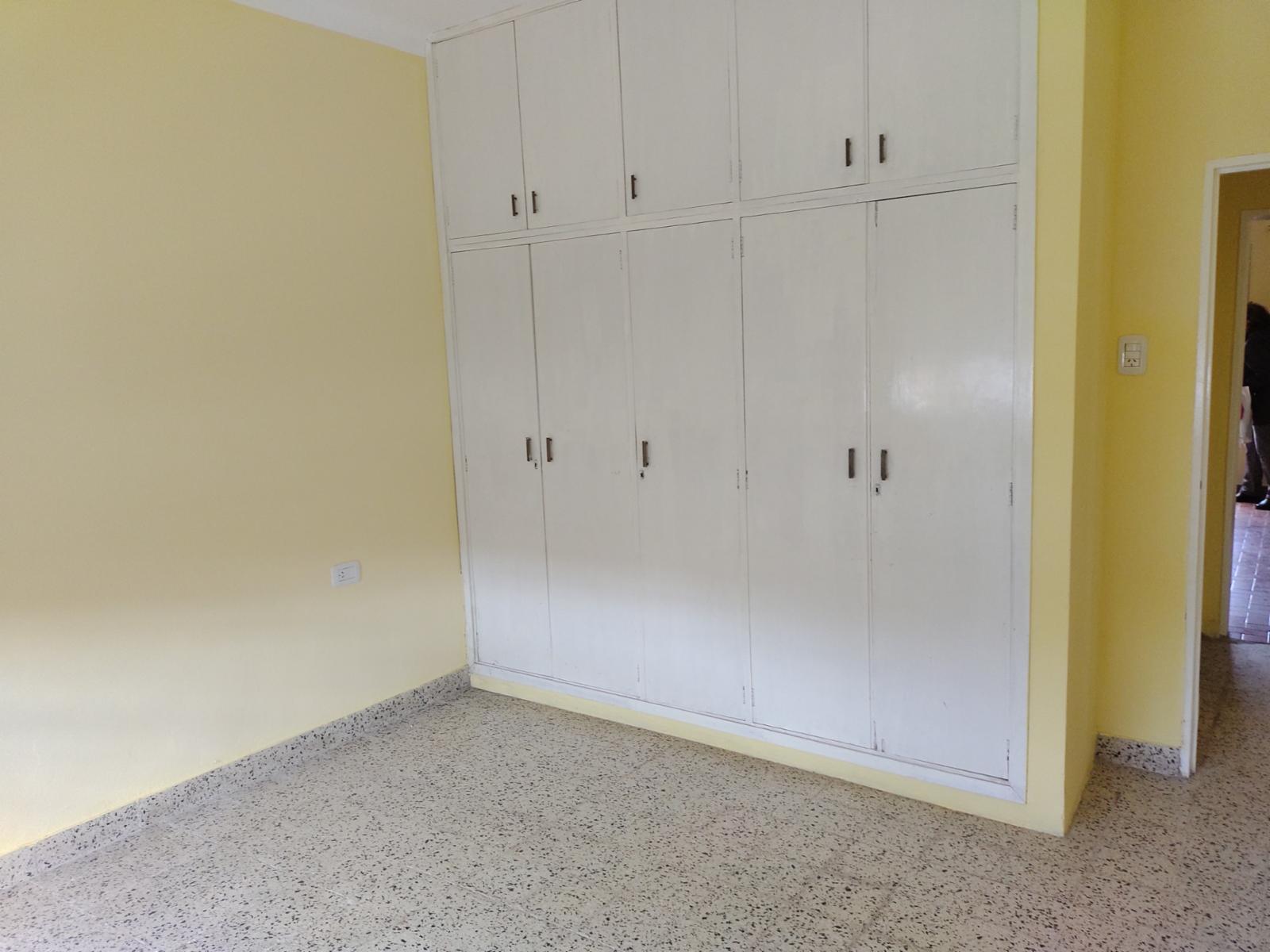 Casa mas dto en venta cerca del Hospital en Bahia Blanca — foto 3