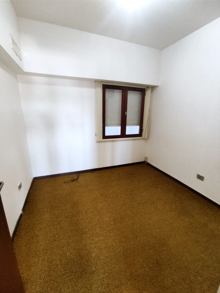 DEPARTAMENTO DE 3 DORMITORIOS EN EDIFICIO VALLEMAR - 12