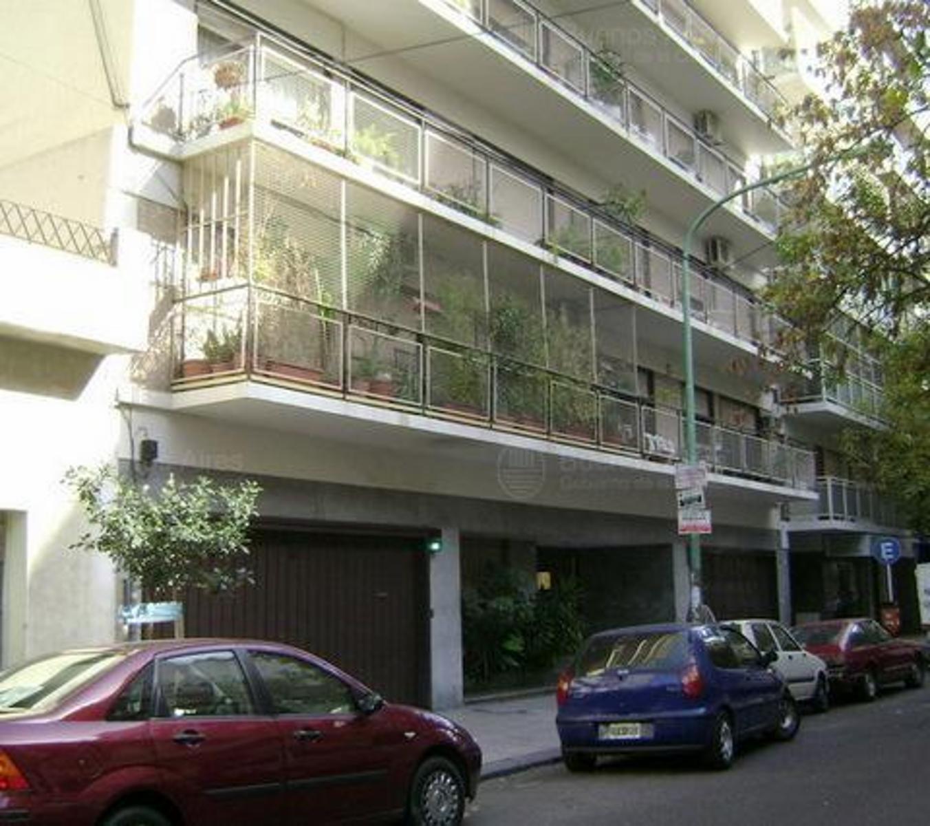 Venta Departamento 4 Ambientes c/Balcon.Cochera.Cta.fte.Dependencia de Servicio Belgrano Capital Federal U$S 390.000