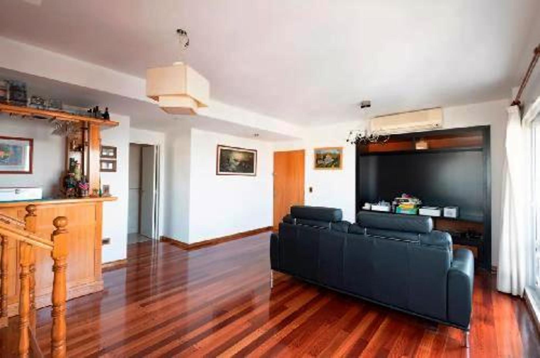 Venta DUPLEX 4 AMBIENTES AV. BELGRANO AL 3200 US$ 298.000 — foto 2