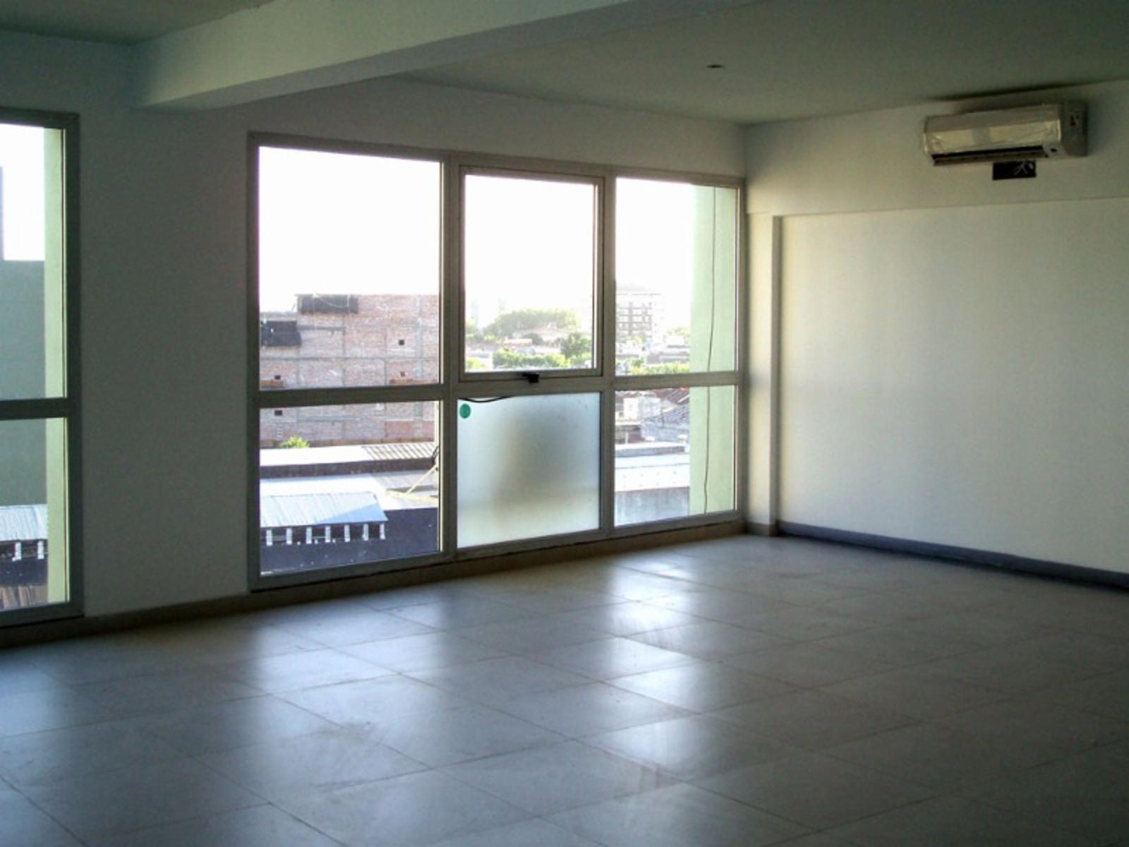 Oficina .Alquler..Av.Caseros.Parque Patricios. - 11