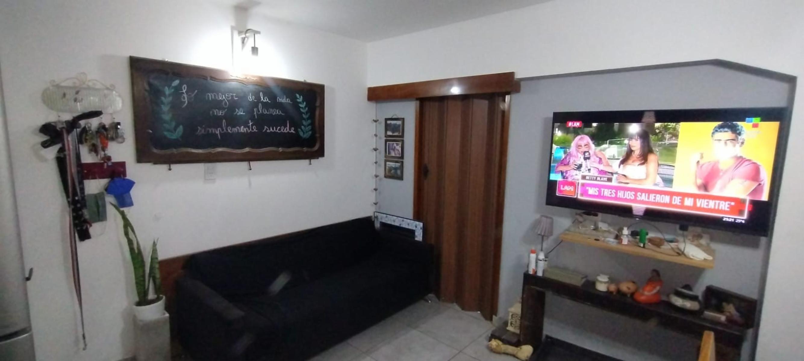 Departamento 3 mbientes. En monoblock grises. A 1 cuadras del campo del Liceo Militar — foto 6