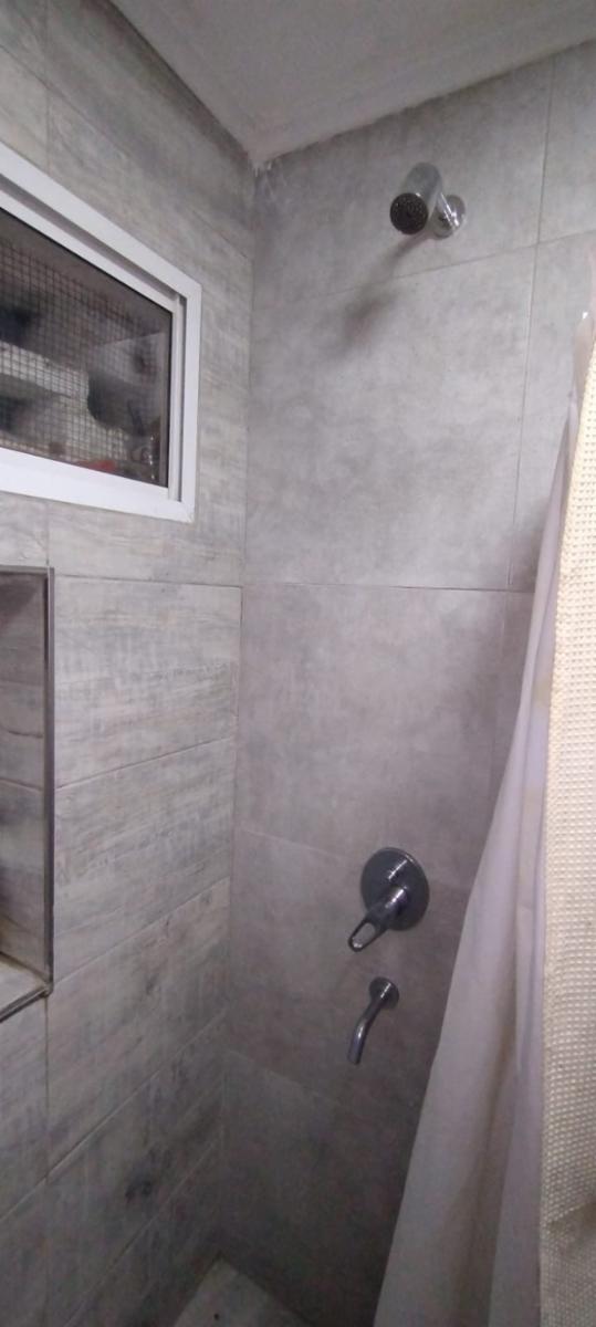Departamento 3 mbientes. En monoblock grises. A 1 cuadras del campo del Liceo Militar — foto 12