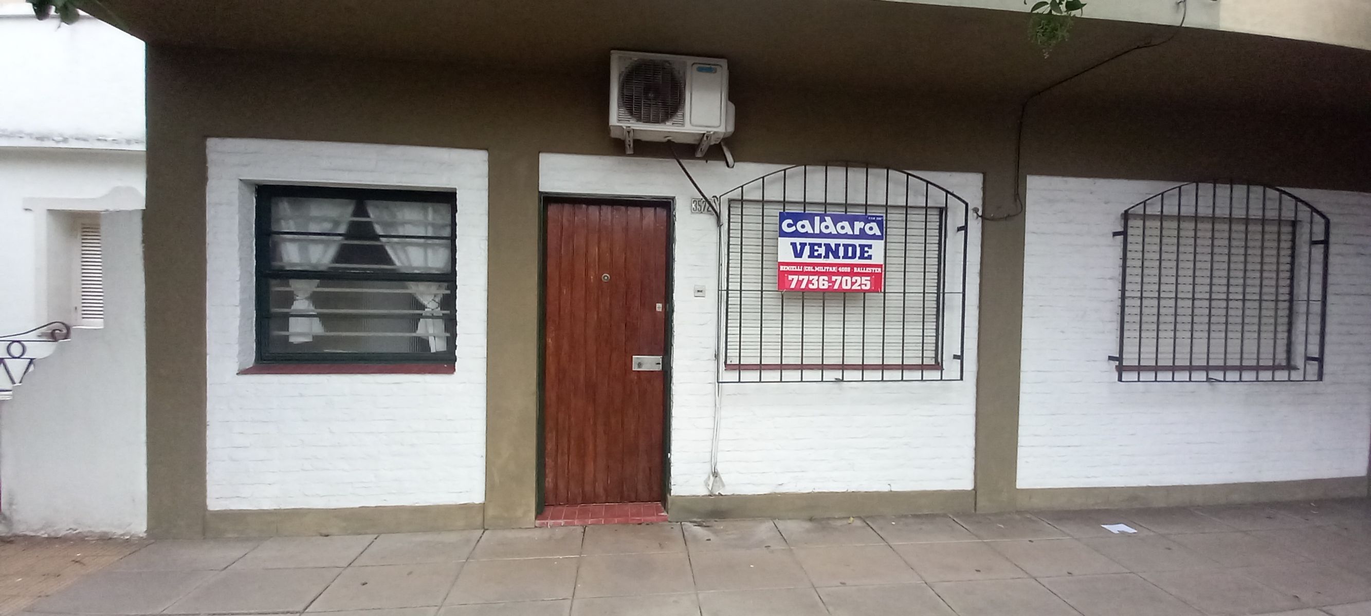 Departamento 1 1/2 ambientes en Planta Baja Al Frente.