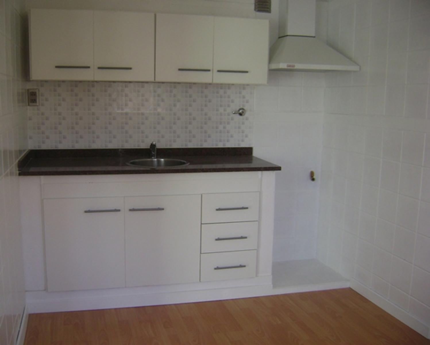VENTA hermoso PH. 2 amb. a RE-ESTRENAR, con Patio y Lavadero. WILDE CENTRO. — foto 2