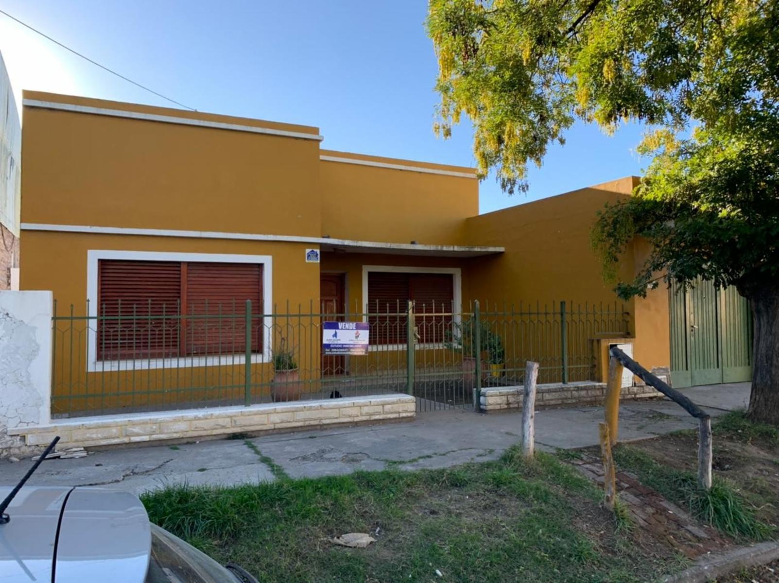 ENORME CASA EN LAMARQUE — foto 4
