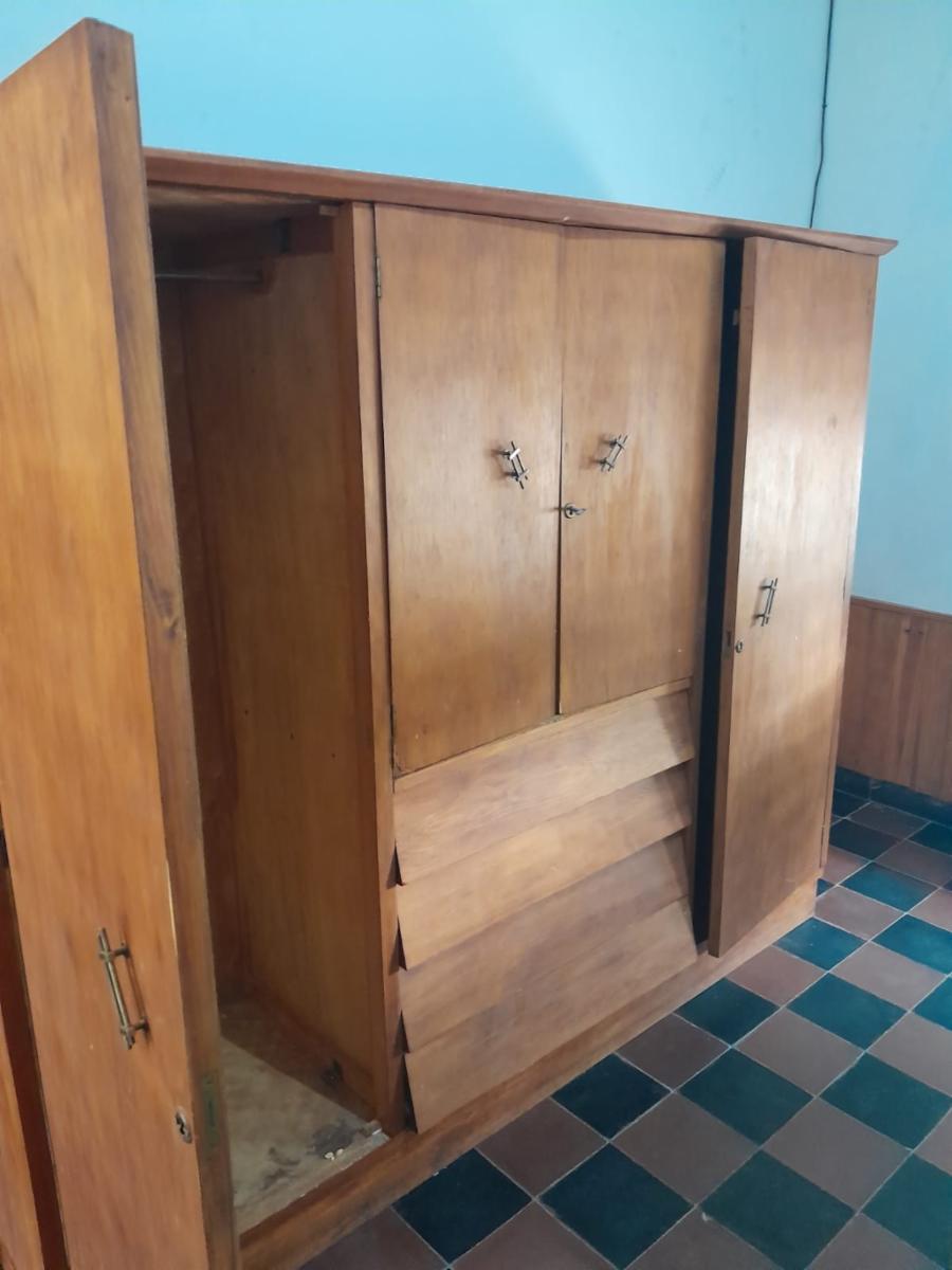 Buena inversión en pleno centro de Lamarque. Casa con salon comercial. — foto 9
