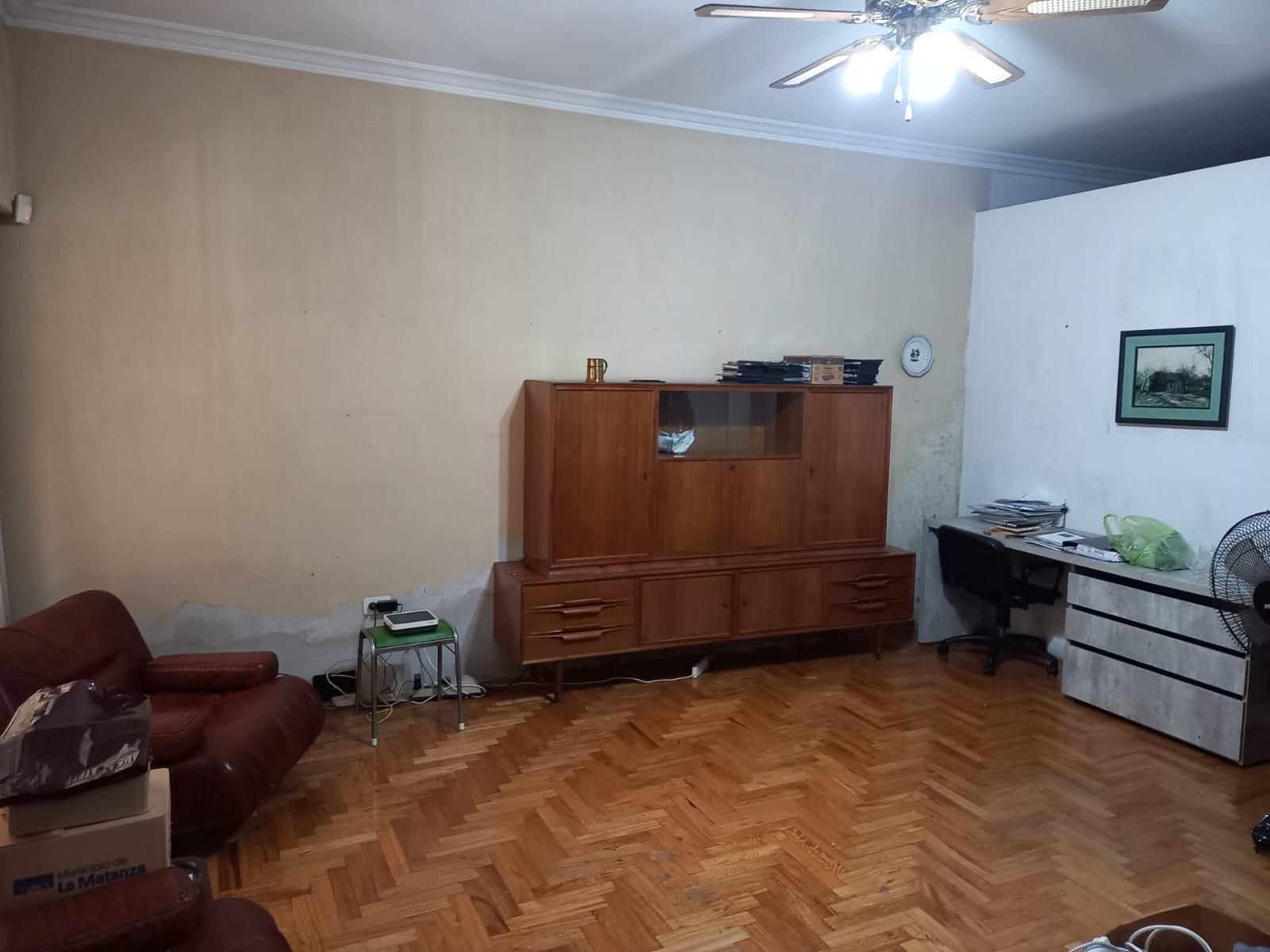 VENTA, CHALET EN 2 PLANTA. VILLA SARMIENTO