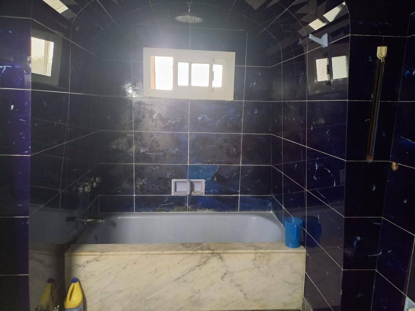 Gran Casa Sólida Construcc. 5 amb gje múltiple piscina. V. Sarmiento — foto 11