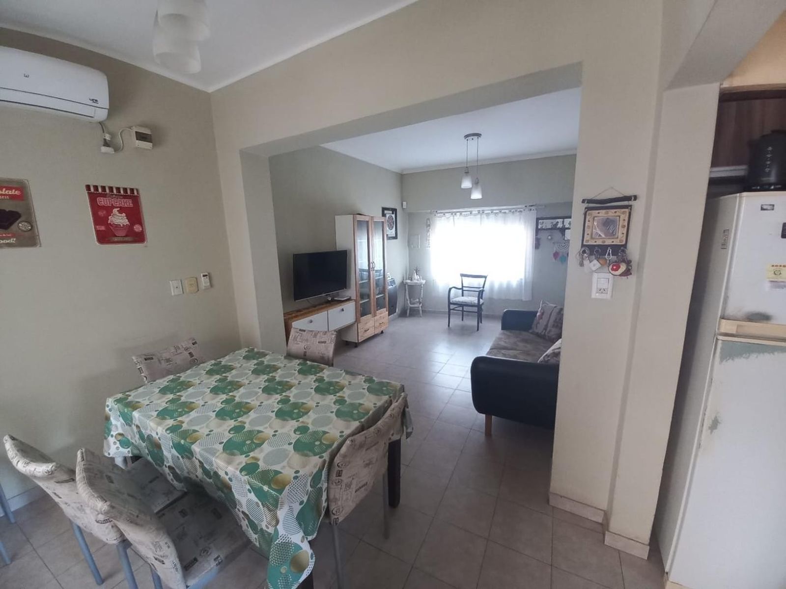 Cómoda CASA 4 Amb. 1 planta Fte, a Plaza &quot La Rotonda&quot El Palomar — foto 8