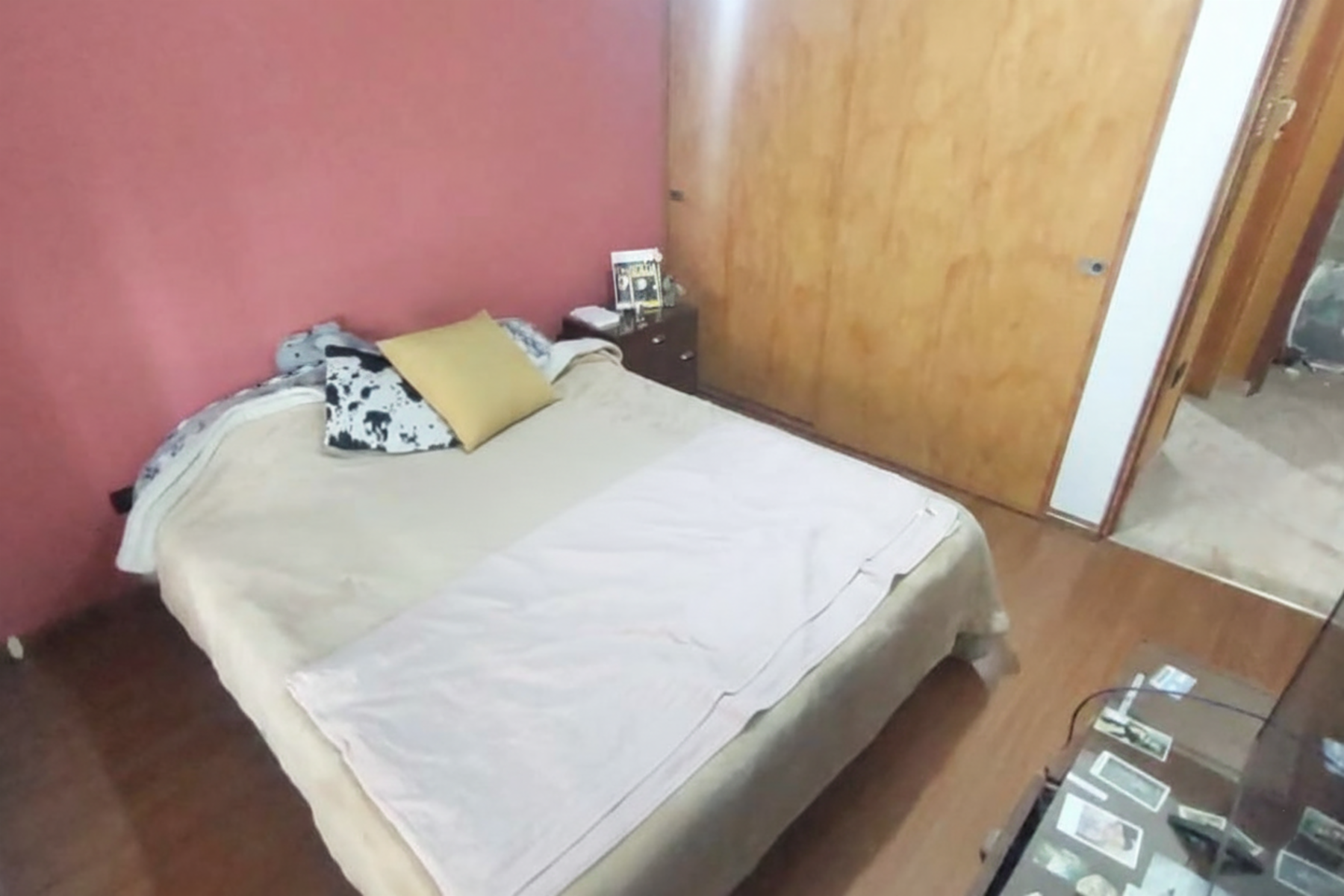 Casa en Venta 3 Ambientes Garaje Fondo Quincho Morón — foto 2