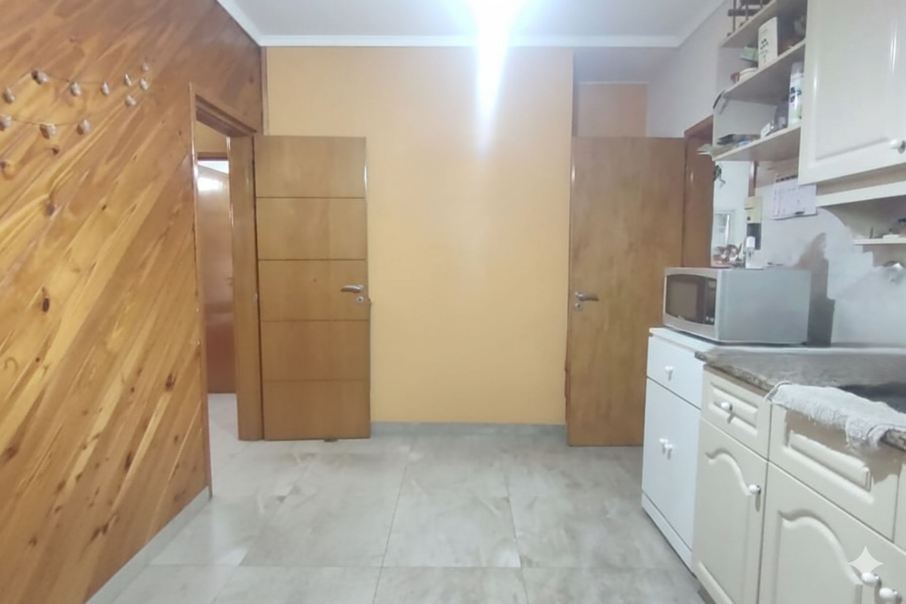 Casa en Venta 3 Ambientes Garaje Fondo Quincho Morón — foto 3