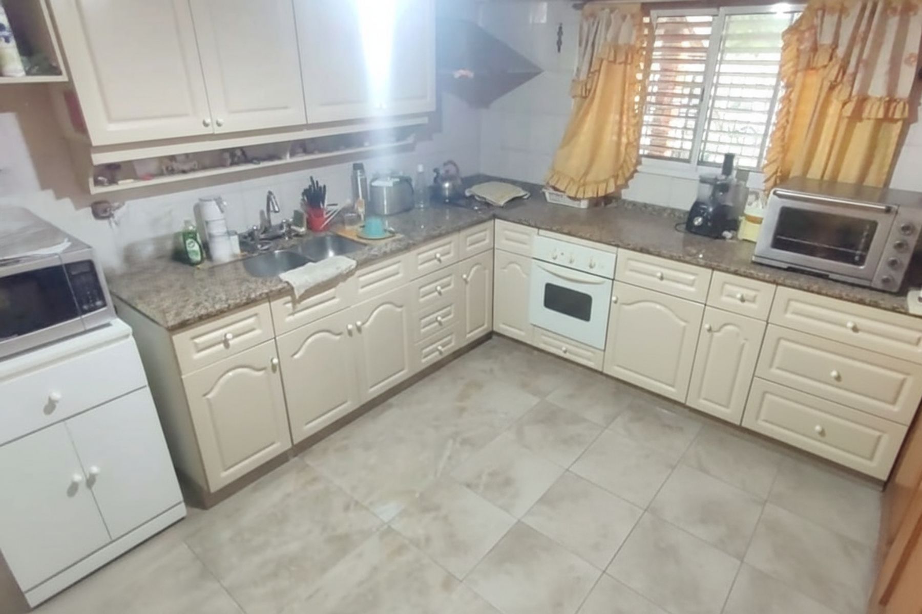 Casa en Venta 3 Ambientes Garaje Fondo Quincho Morón — foto 6