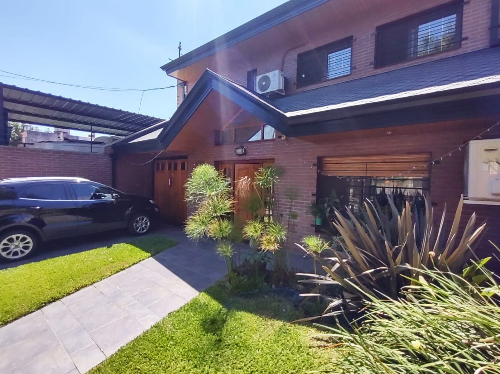 Chalet en Venta 5 amb 3 cocheras Piscina y Parque Villa Luzuriaga — foto 5