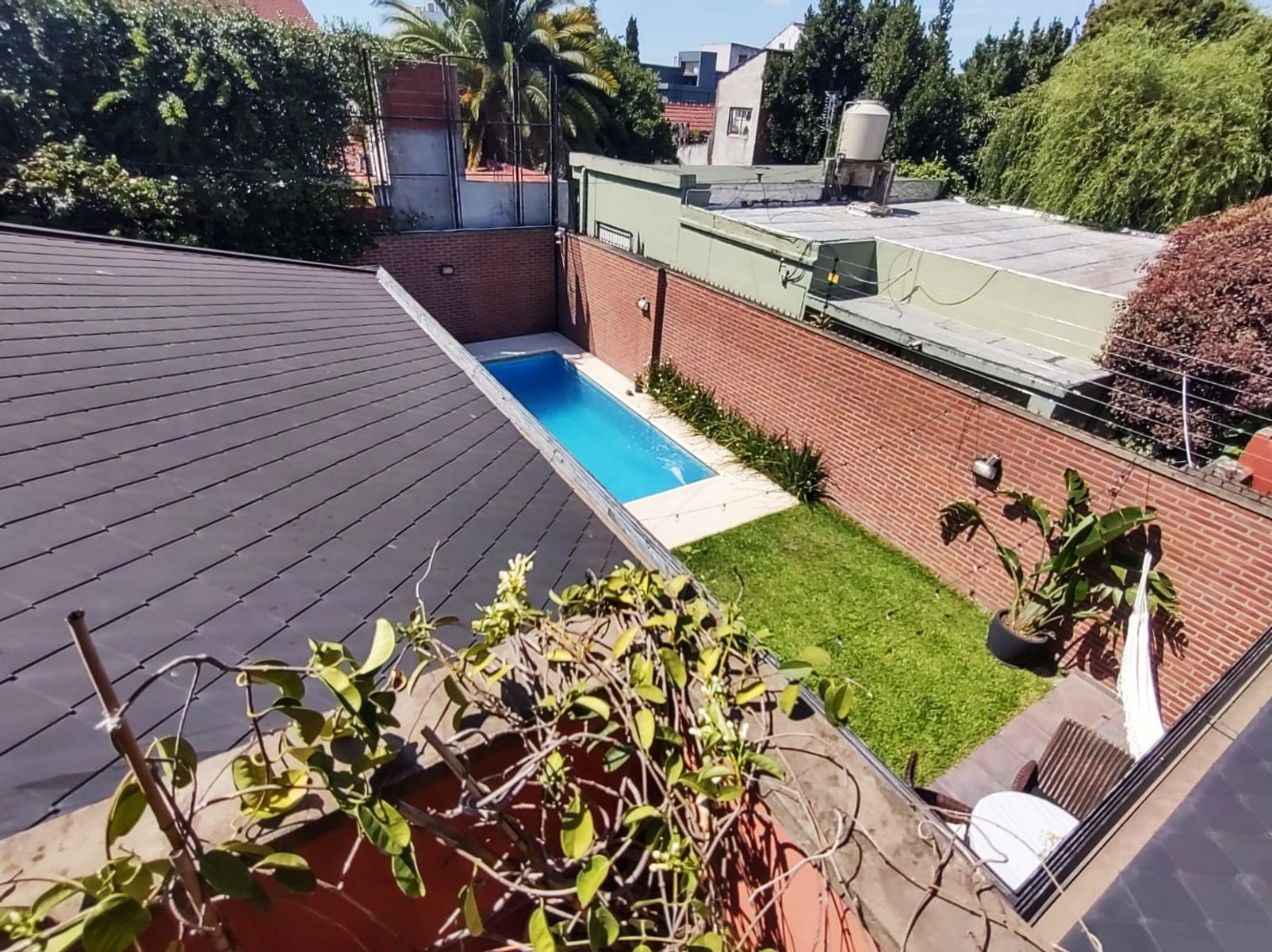 Chalet en Venta 5 amb 3 cocheras Piscina y Parque Villa Luzuriaga — foto 15