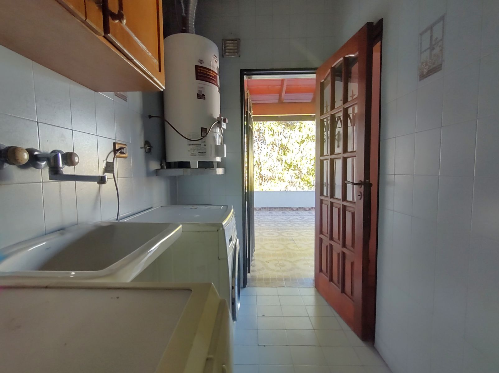 Chalet en venta 6 Amb. 2 lotes Gran parque y Piscina El Palomar — foto 7