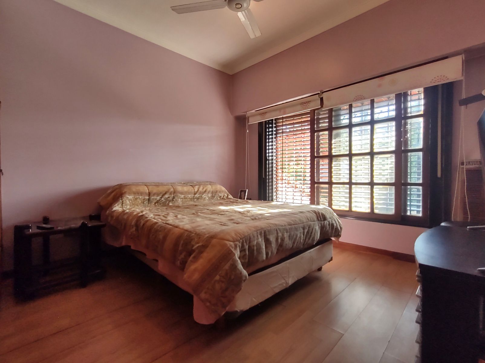 Chalet en venta 6 Amb. 2 lotes Gran parque y Piscina El Palomar — foto 9
