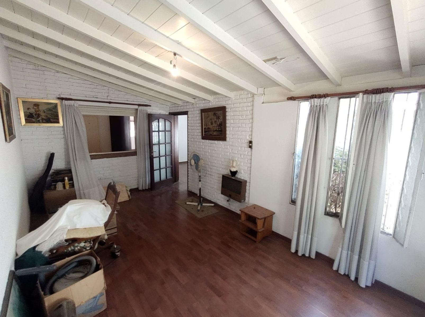 Casa en Venta 4 Amb. Bº Guemes una planta garaje jardín — foto 5