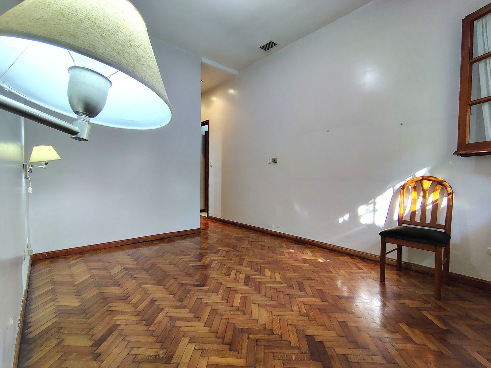 Casa en Venta 5 Ambientes Haedo Chico Excelente Construcción - 25