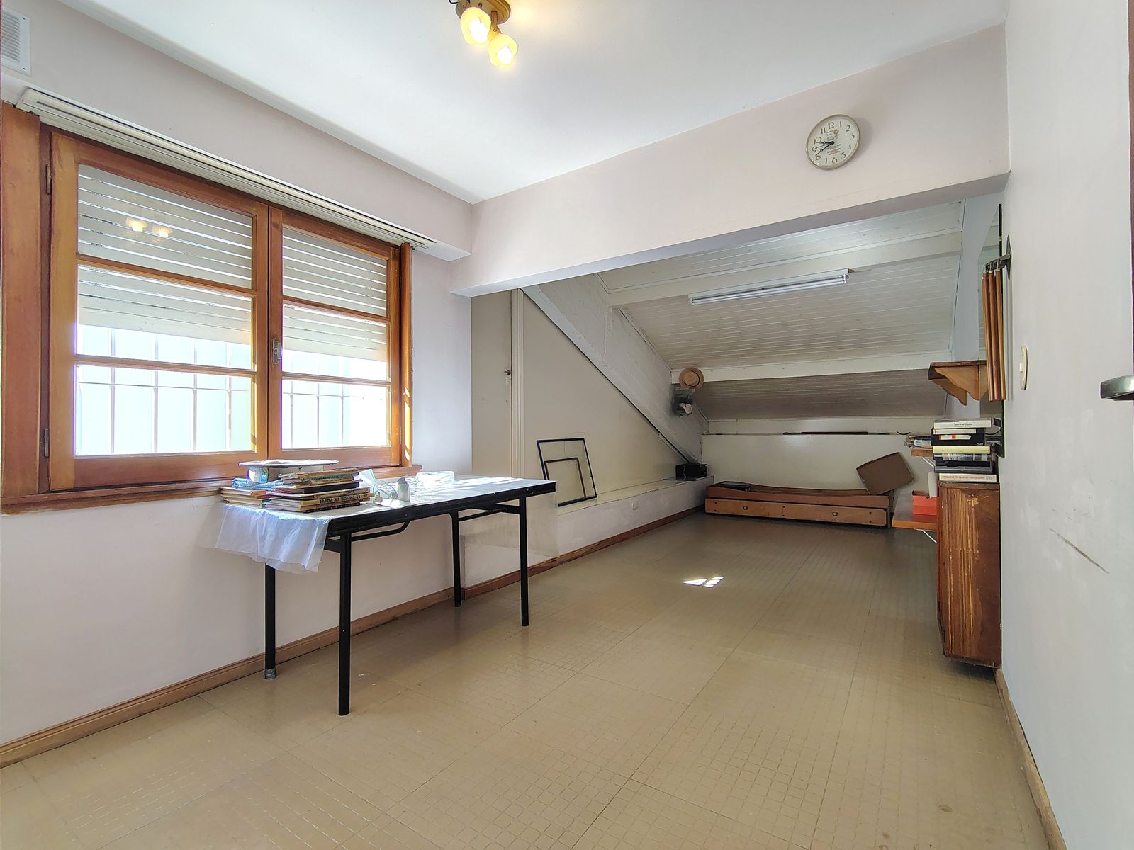 Casa en Venta 5 Ambientes Haedo Chico Excelente Construcción - 32