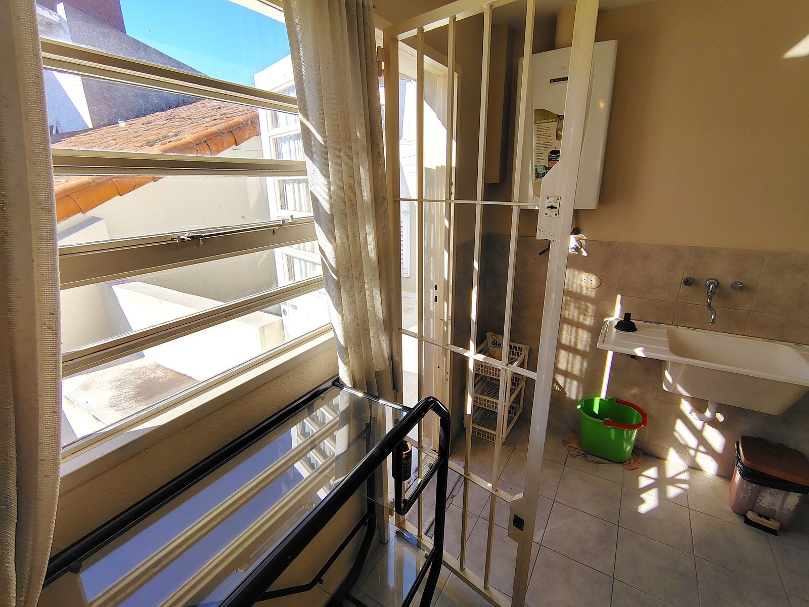 Casa en Venta 5 Ambientes Haedo Chico Excelente Construcción - 33
