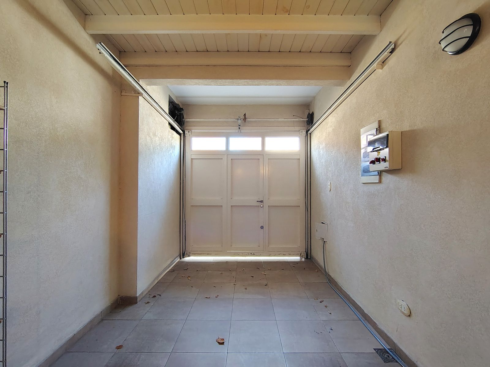 Casa en Venta 5 Ambientes Haedo Chico Excelente Construcción - 36