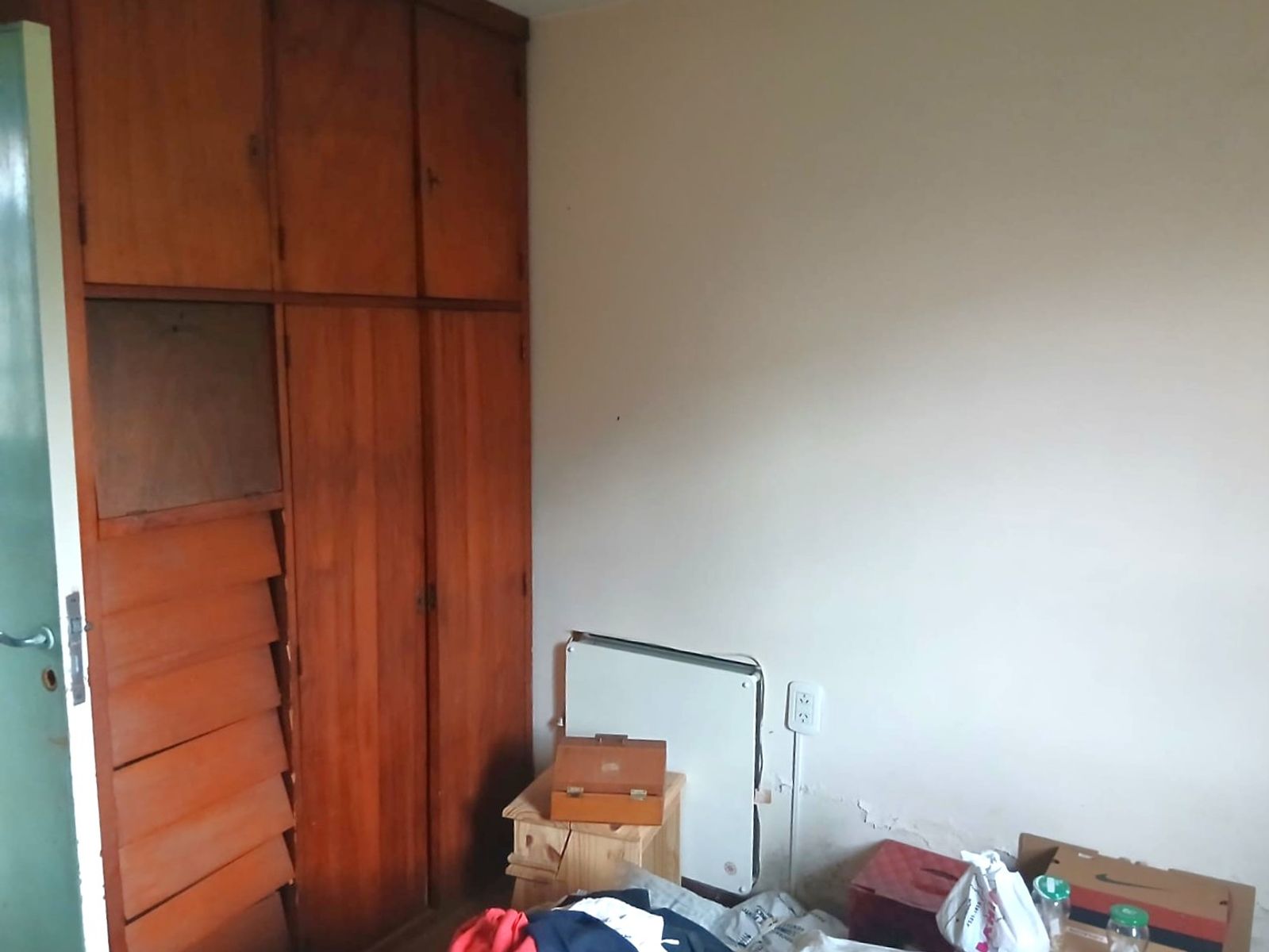 CASA en venta El Palomar a Refaccionar 4 ambientes Gran Fondo - 11