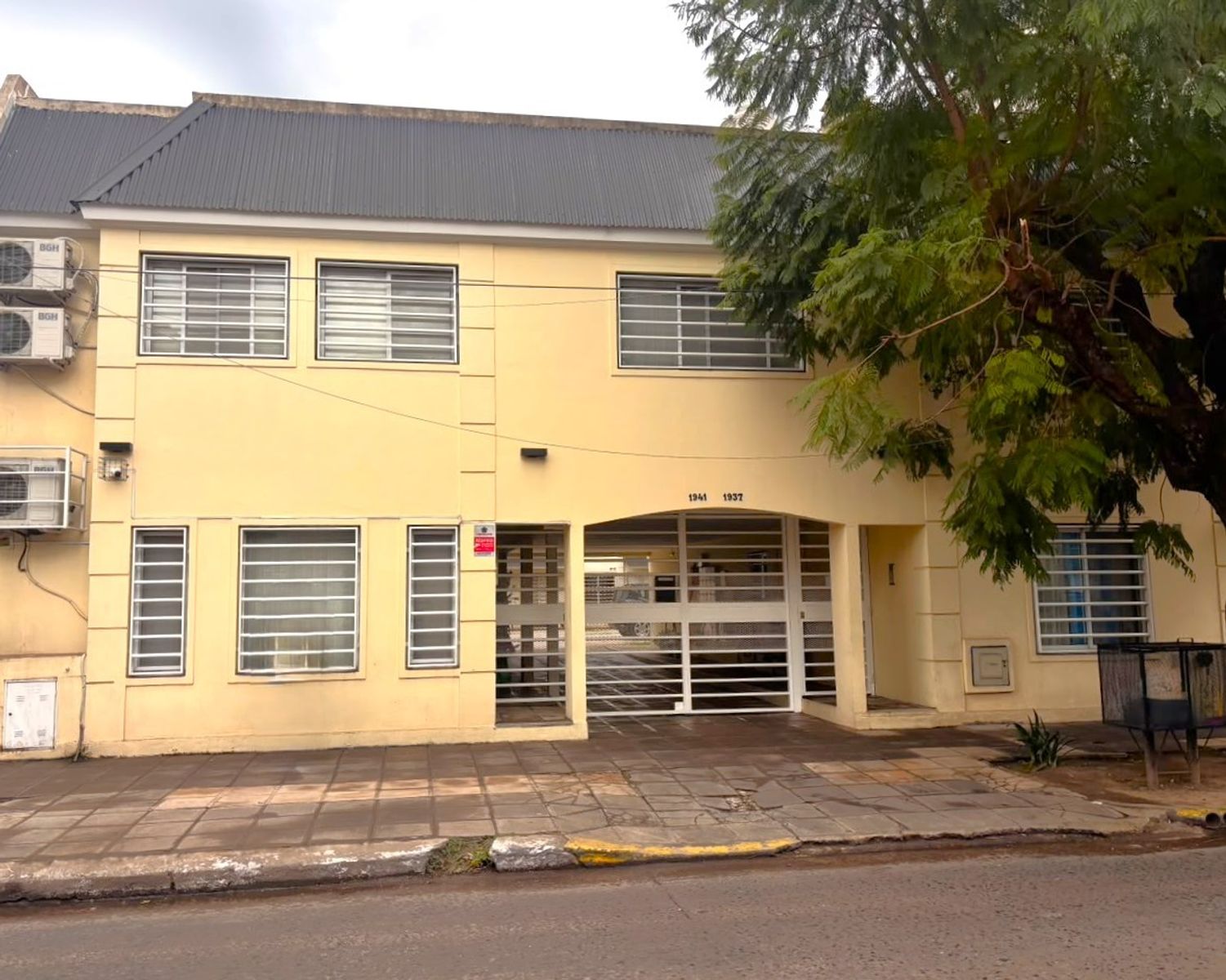 Dúplex en Venta 2 y 1/2 Ambientes c/ Cochera Villa Luzuriaga - 4