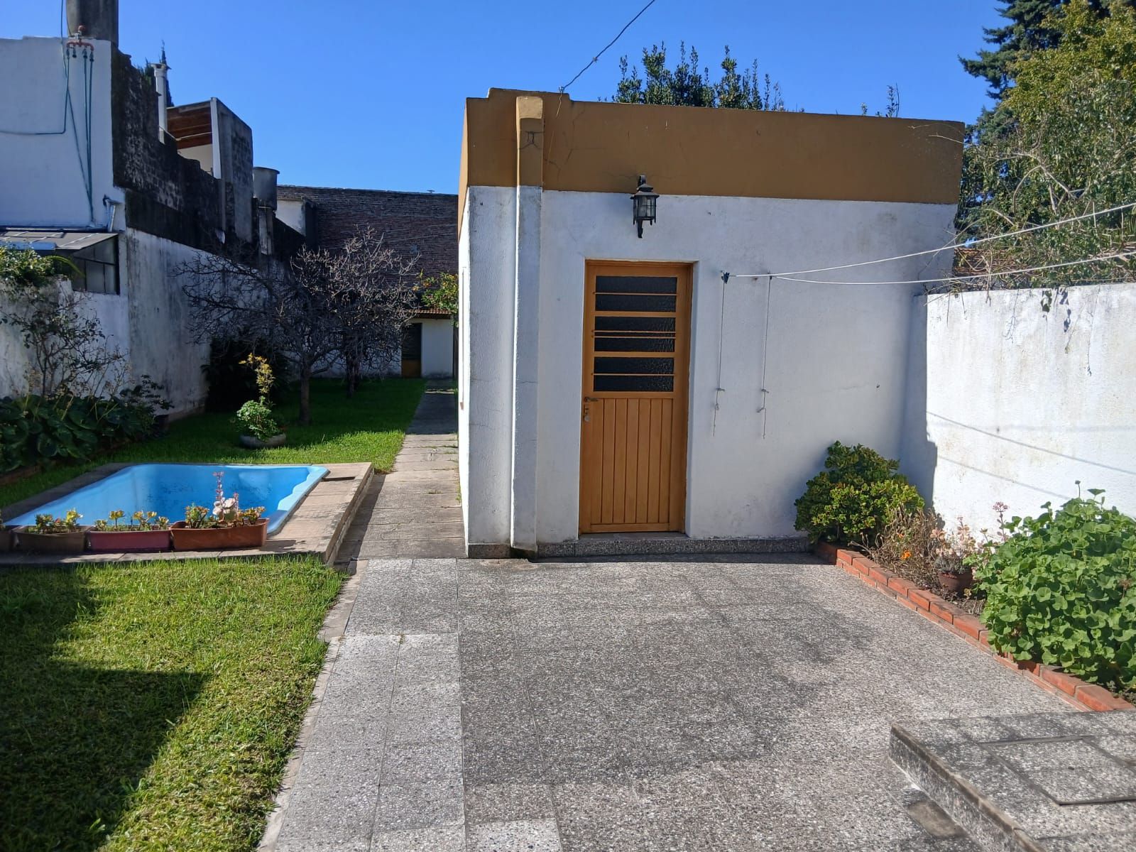 Casa en Venta Haedo 3 Amb. Lote 8,66x52 mts. Cochera - 9