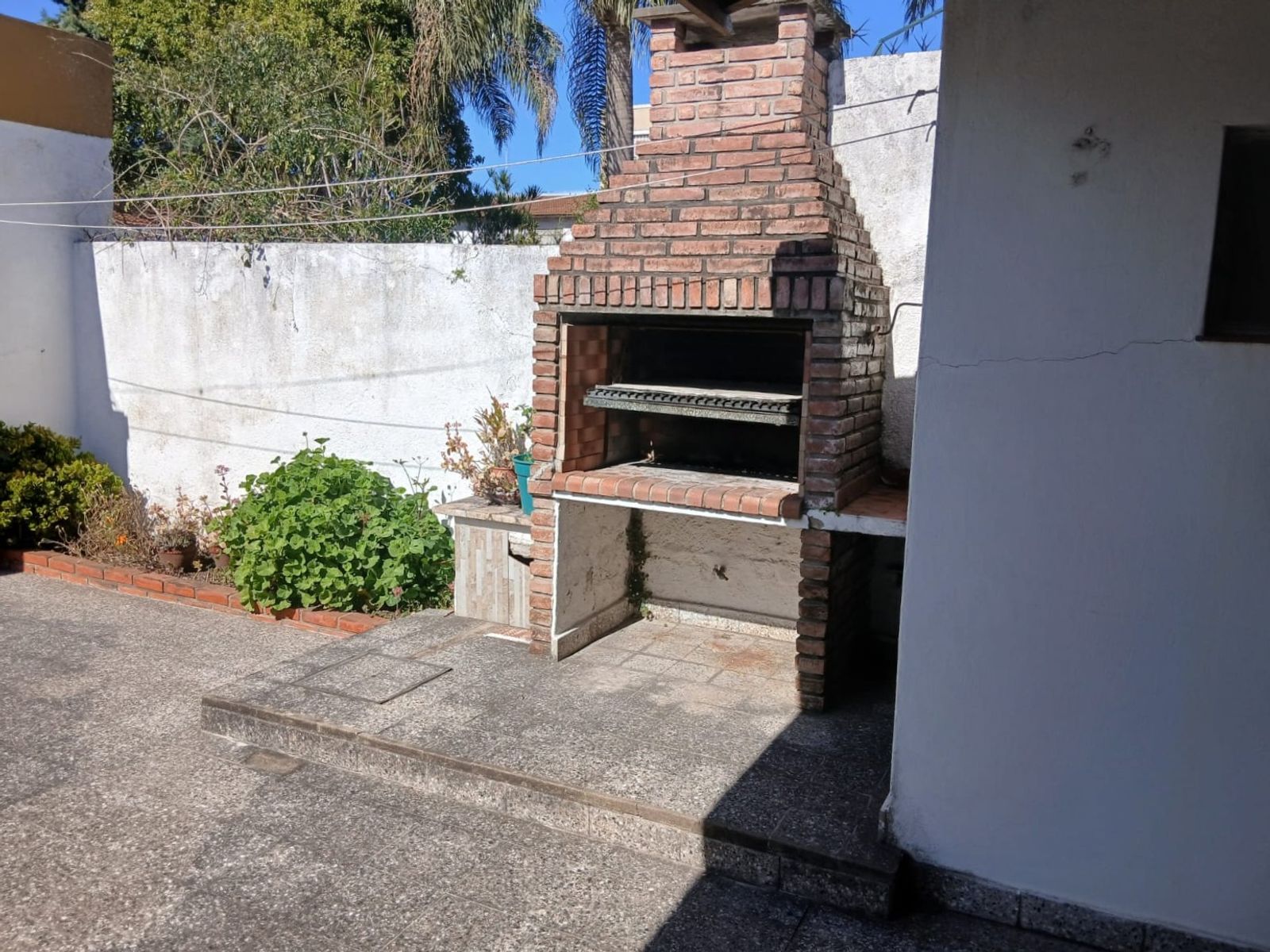 Casa en Venta Haedo 3 Amb. Lote 8,66x52 mts. Cochera - 10