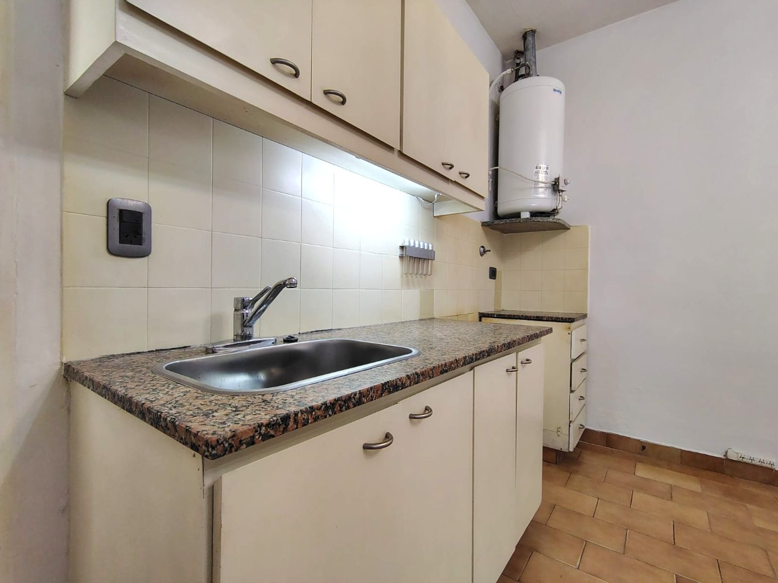 Departamento en PH Planta Baja 2 amb con Patio Morón Sur - 2