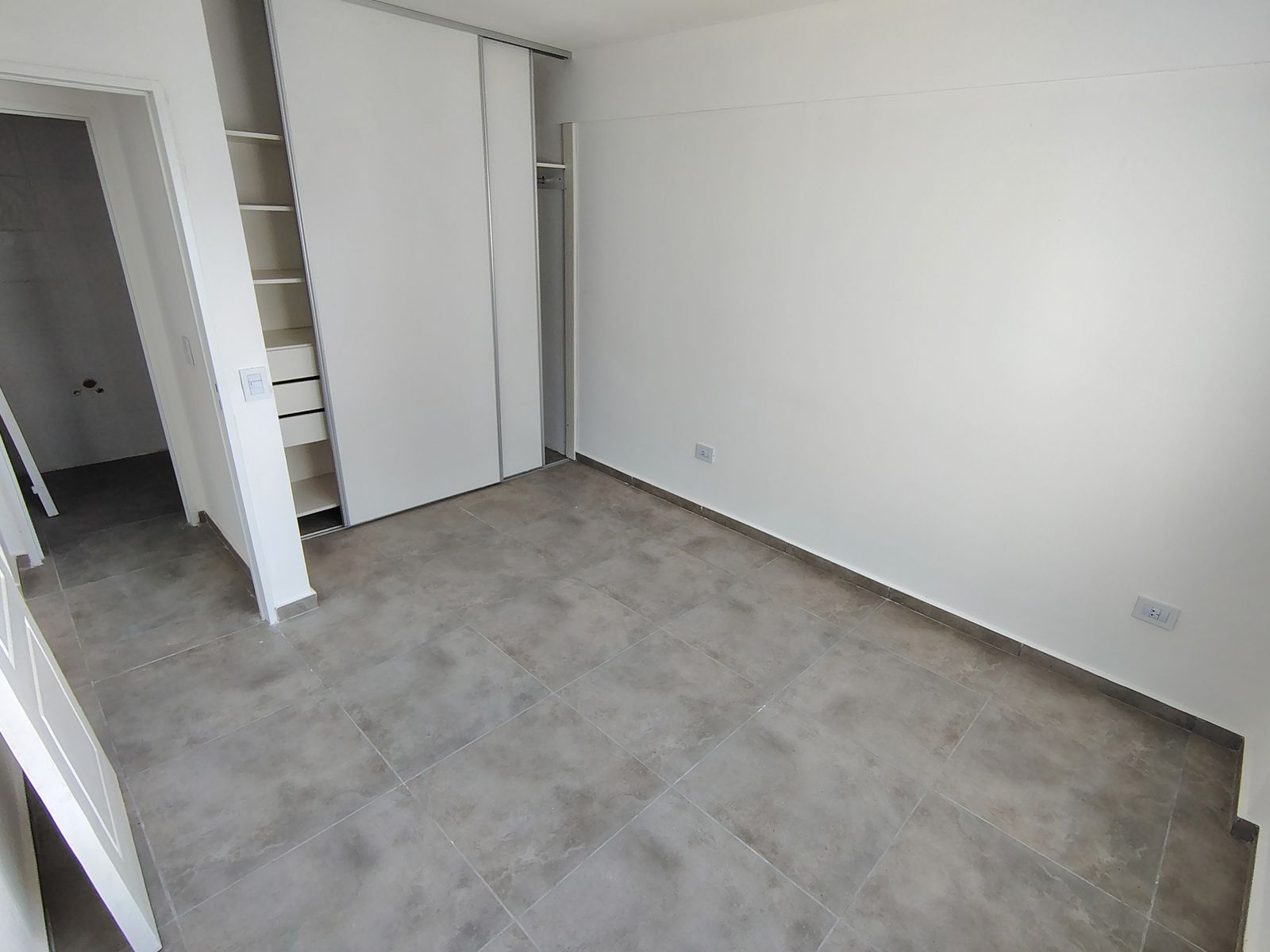 Departamento 2 amb con terracita a Estrenar Villa Luzuriaga — foto 5
