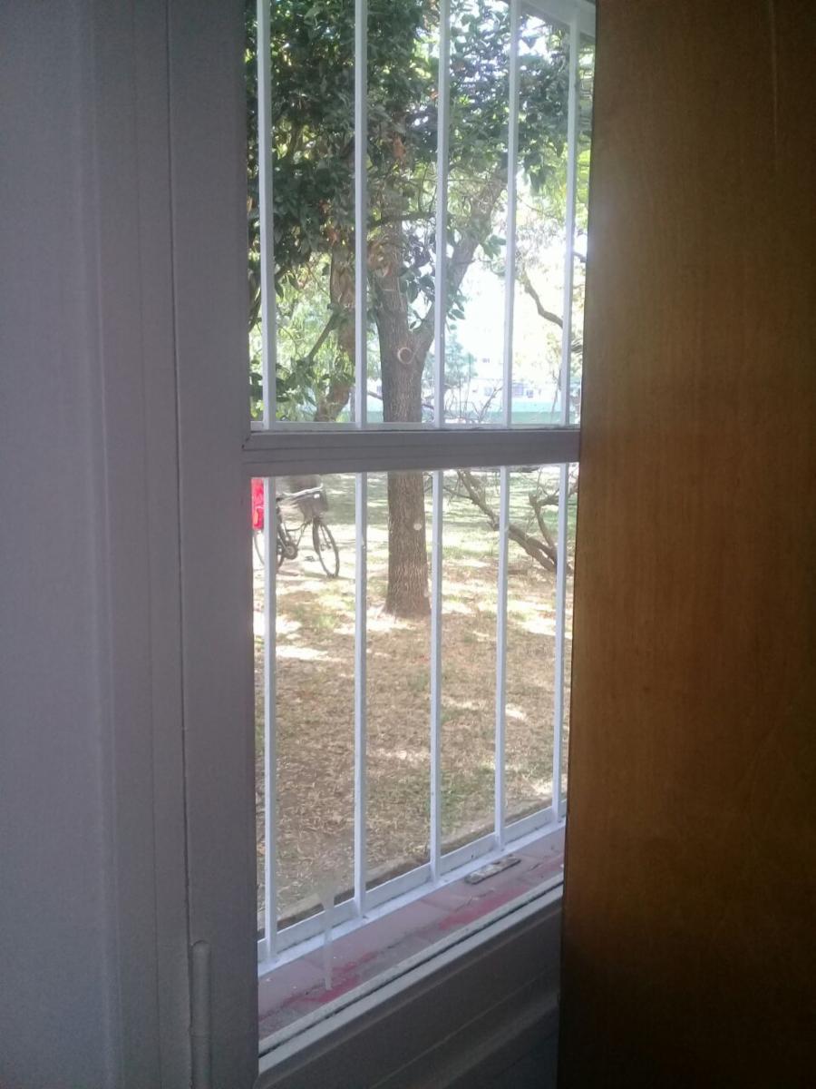 PH EN PLANTA BAJA - AL FRENTE - DE 3 AMBIENTES CON VISTA AL PARQUE — foto 10