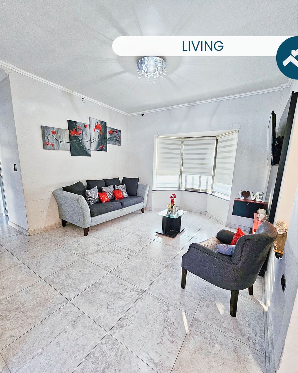 Casa en venta en San José con quincho independiente y pileta - 4