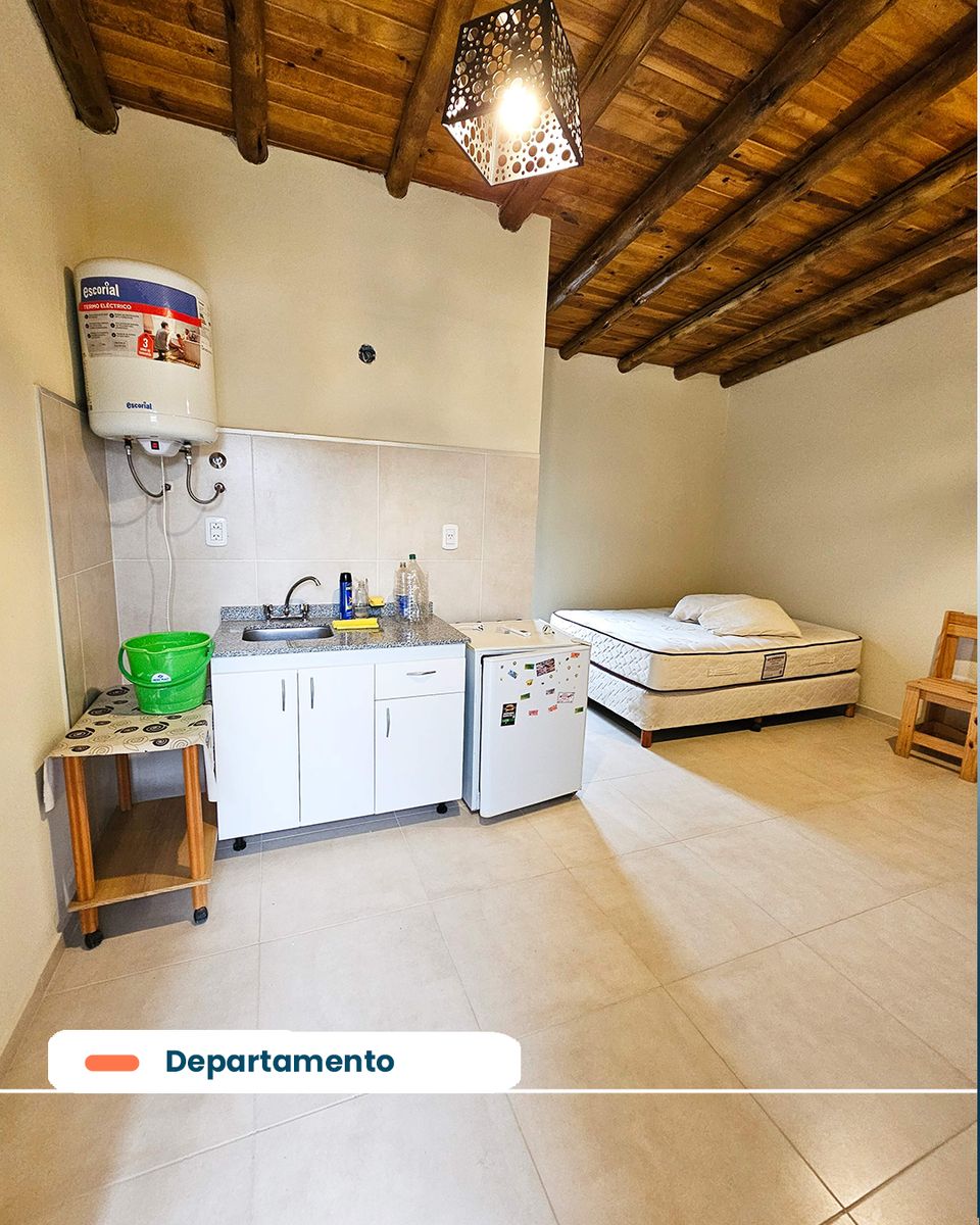 Casa con monoambiente en Barrio Premat | San José - 8